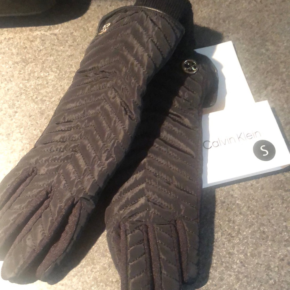 Calvin Klein gloves